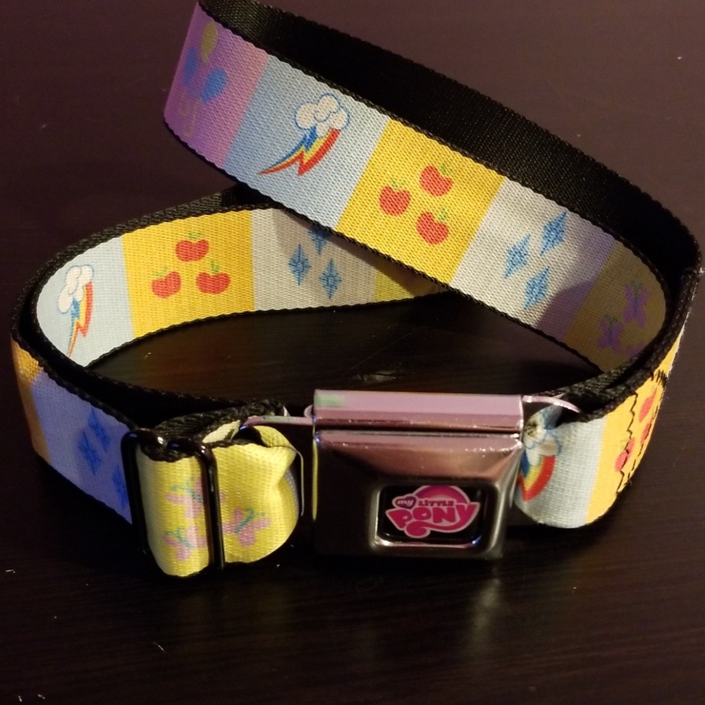 My little pony buckle down seatbelt belt